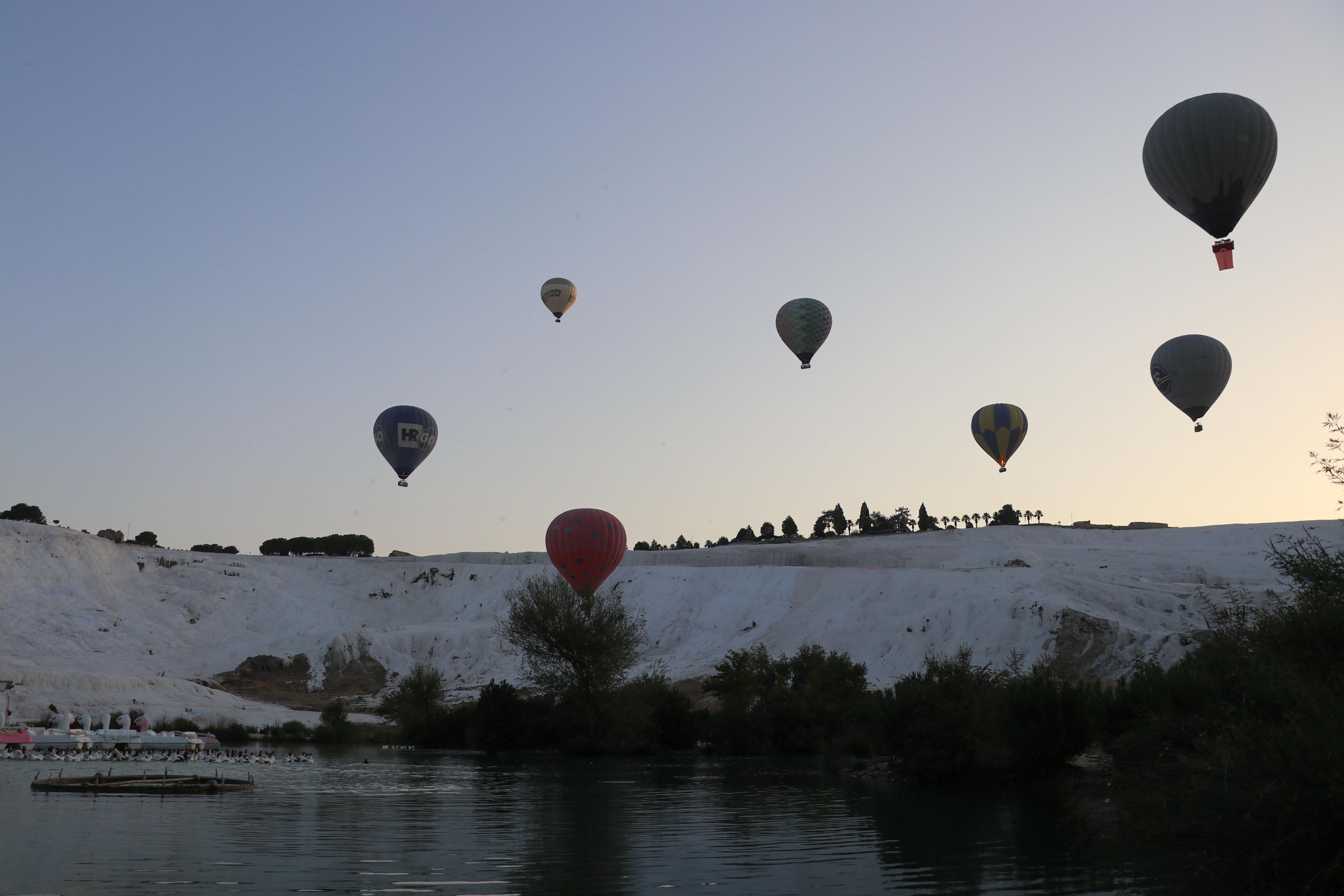 Pamukkalede yılbaşı yoğunluğu