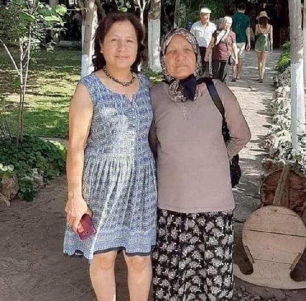 Öldürüp, intihar ettiği eşi ve kızıyla ayrı yerde toprağa verildi