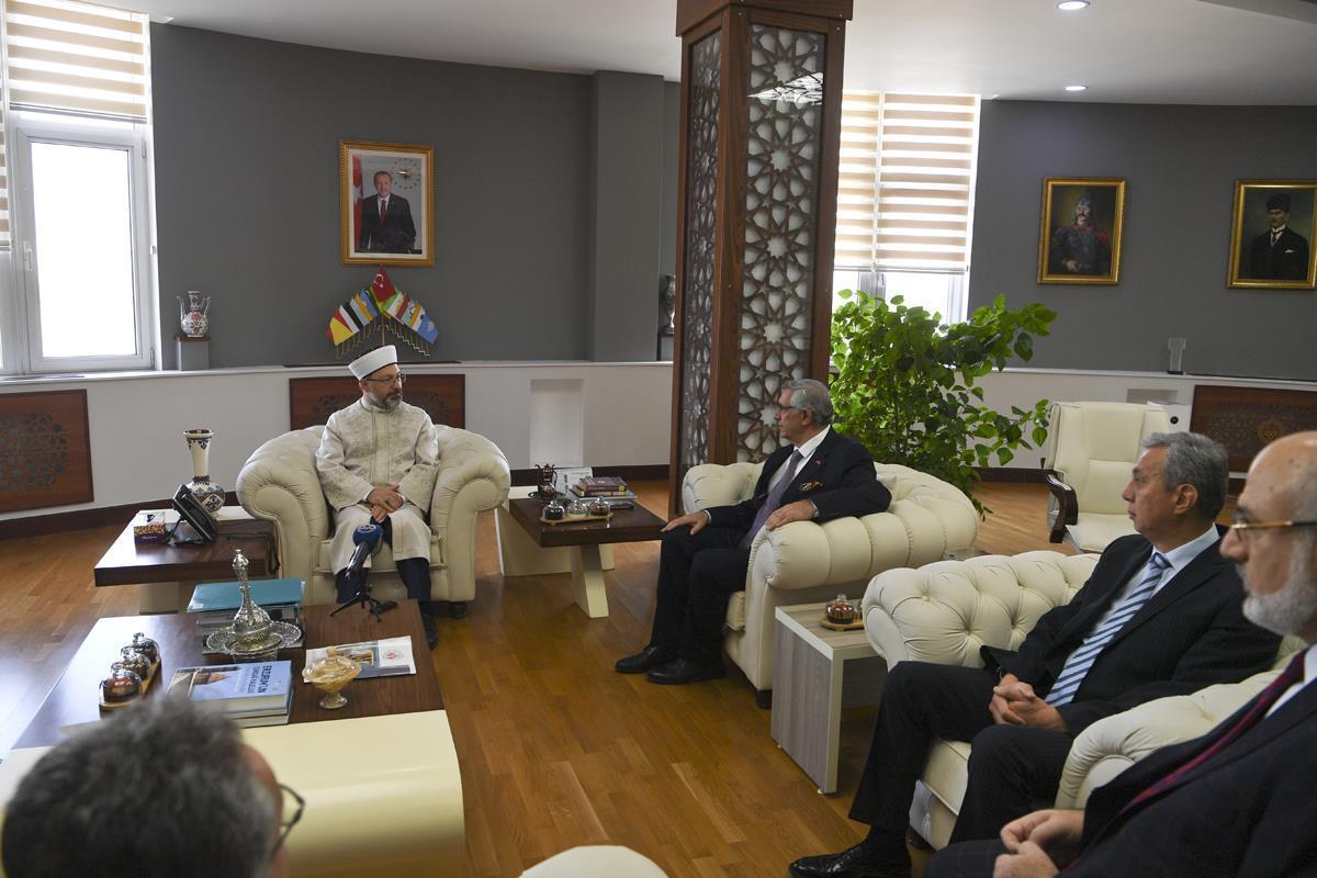 Diyanet İşleri Başkanı Erbaş, Kırgızistan’da