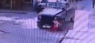 Zırhlı aracın altında kalan 5 yaşındaki Nure, hayati tehlikeyi atlattı