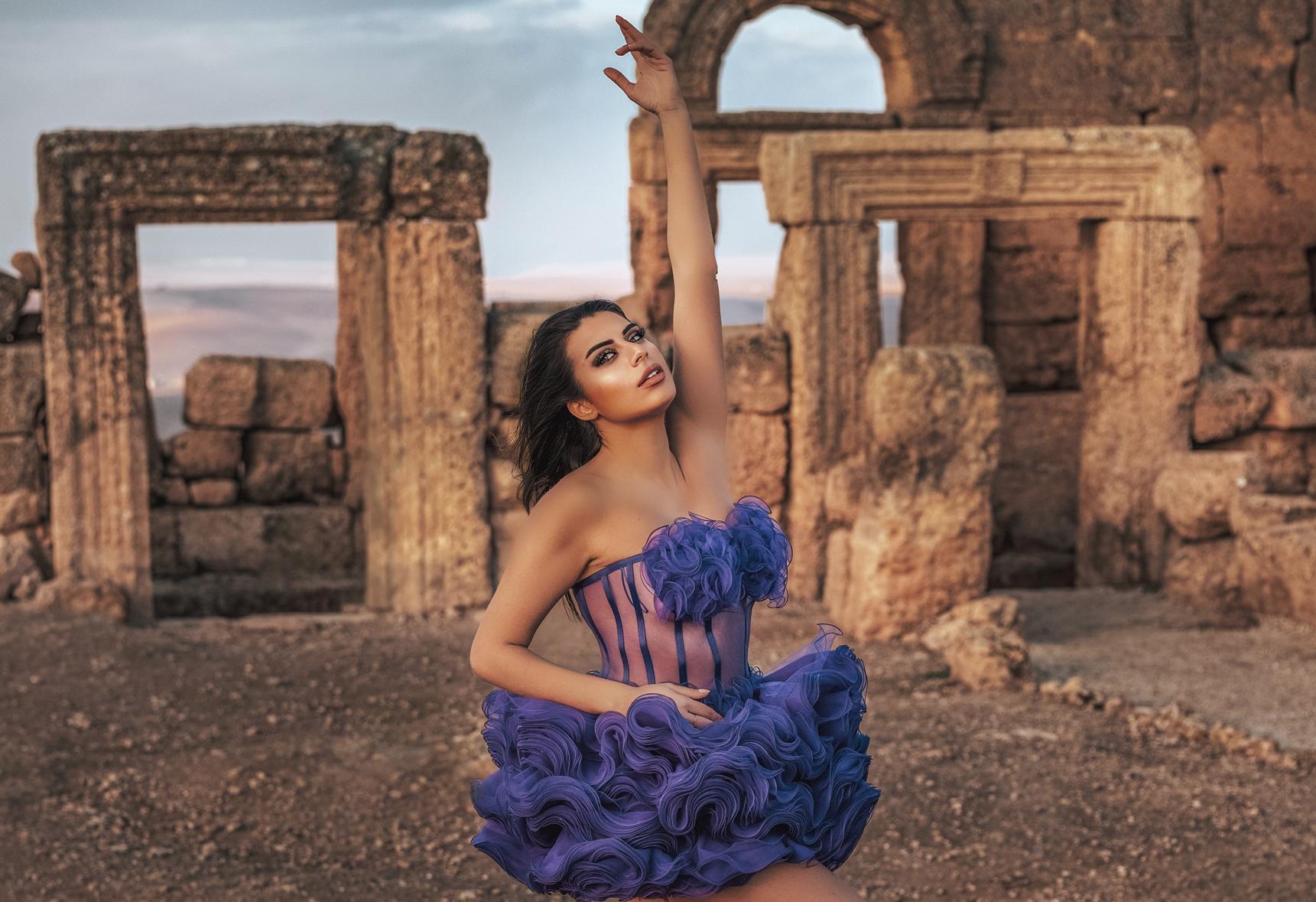 3 bin yıllık tarihi Zerzevan Kalesinde moda çekimleri