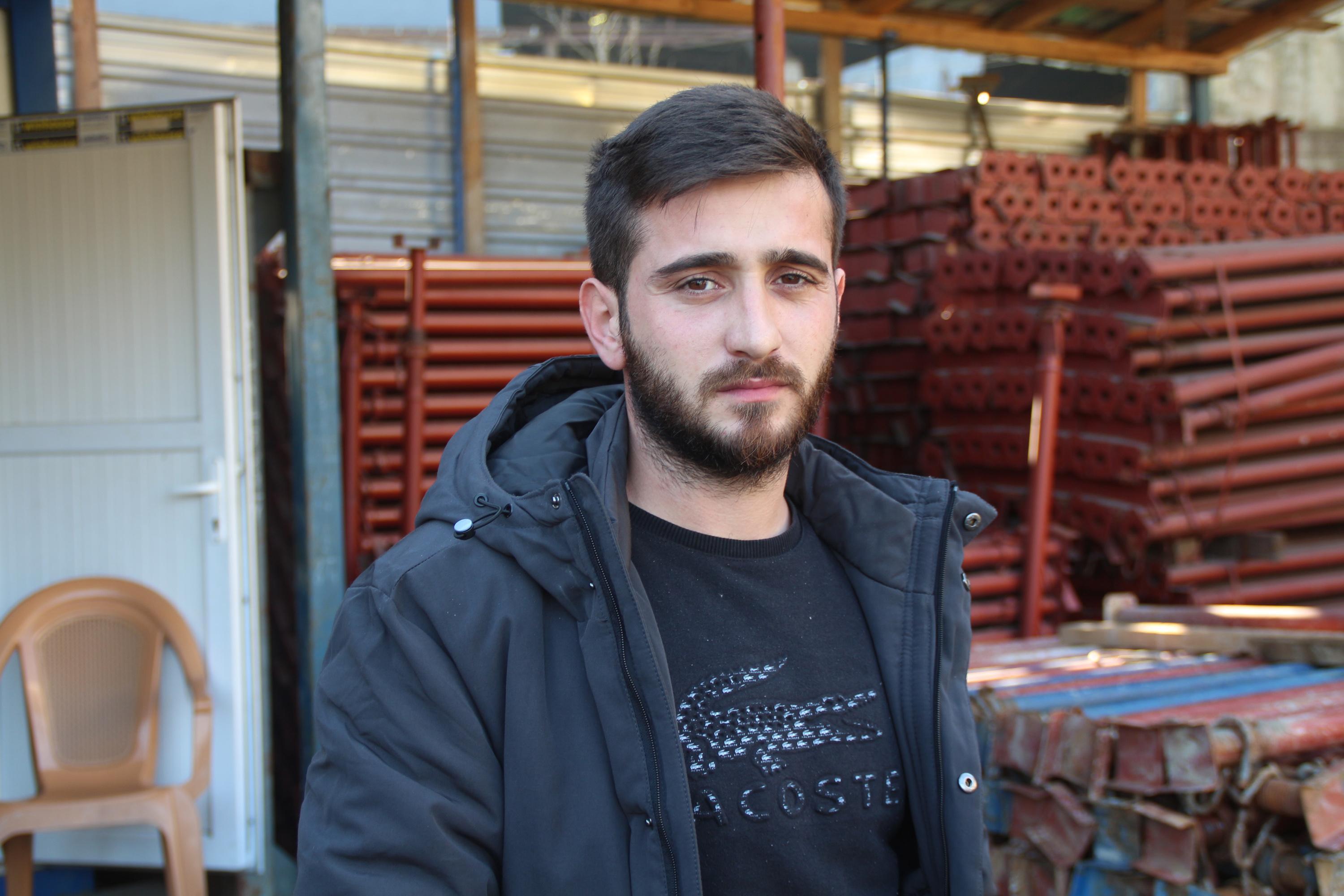 Rize’de bıçak ve demir çubuklarla iş yeri baskını kamerada