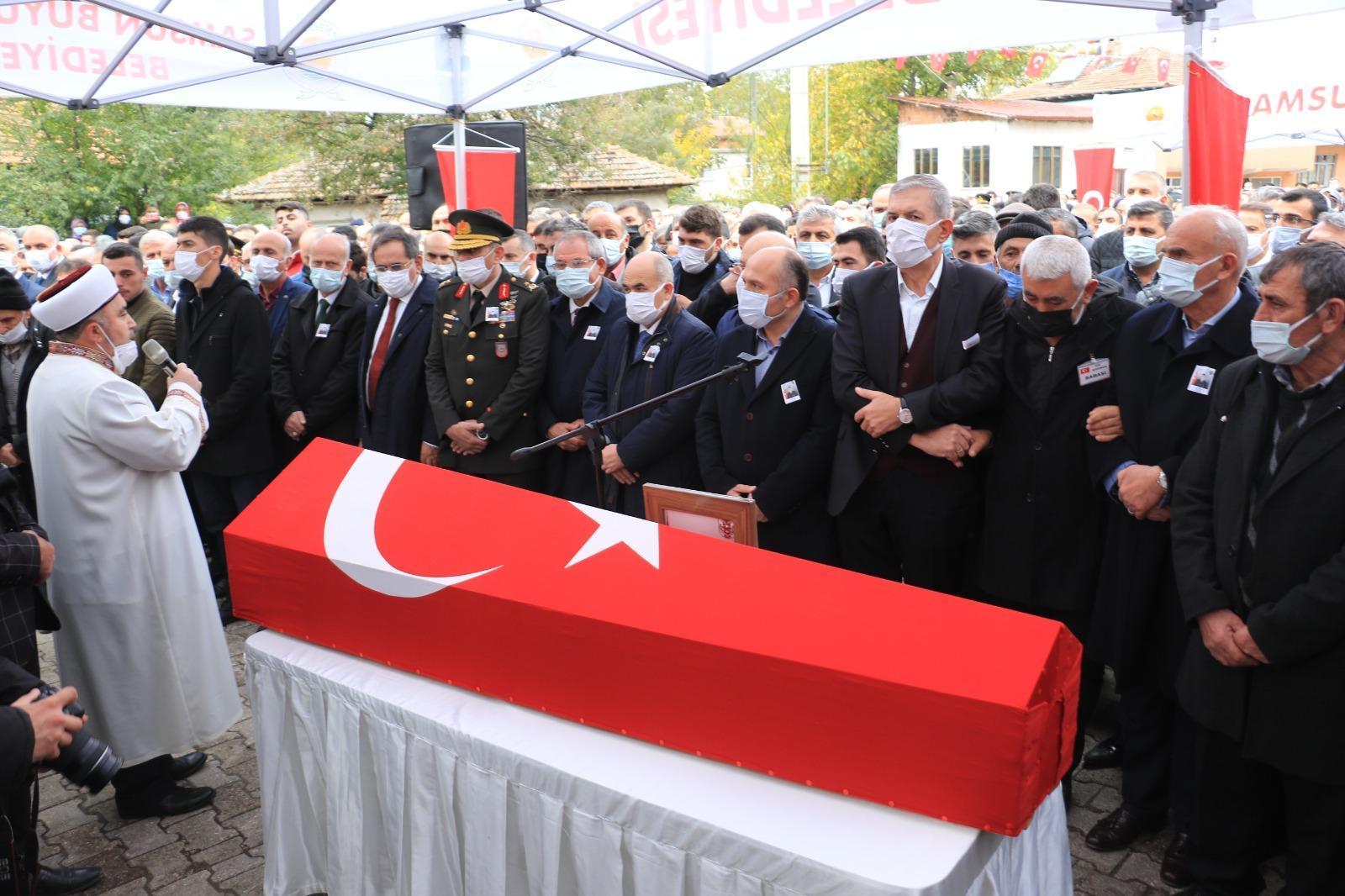 Şehit Uzman Çavuş Çalışkan, toprağa verildi