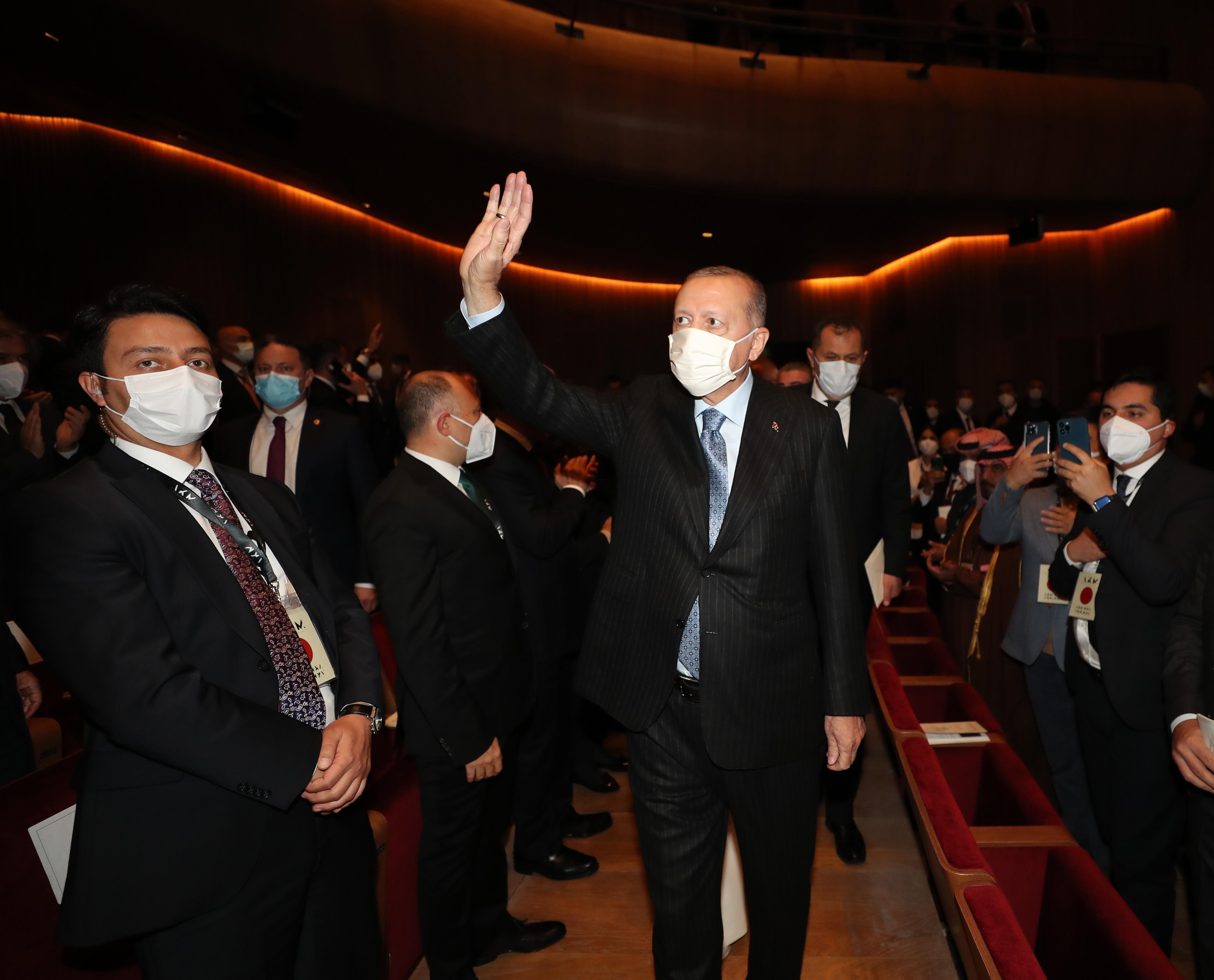 Cumhurbaşkanı Erdoğan, Atatürk Kültür Merkezinin (AKM) açılışını gerçekleştirdi