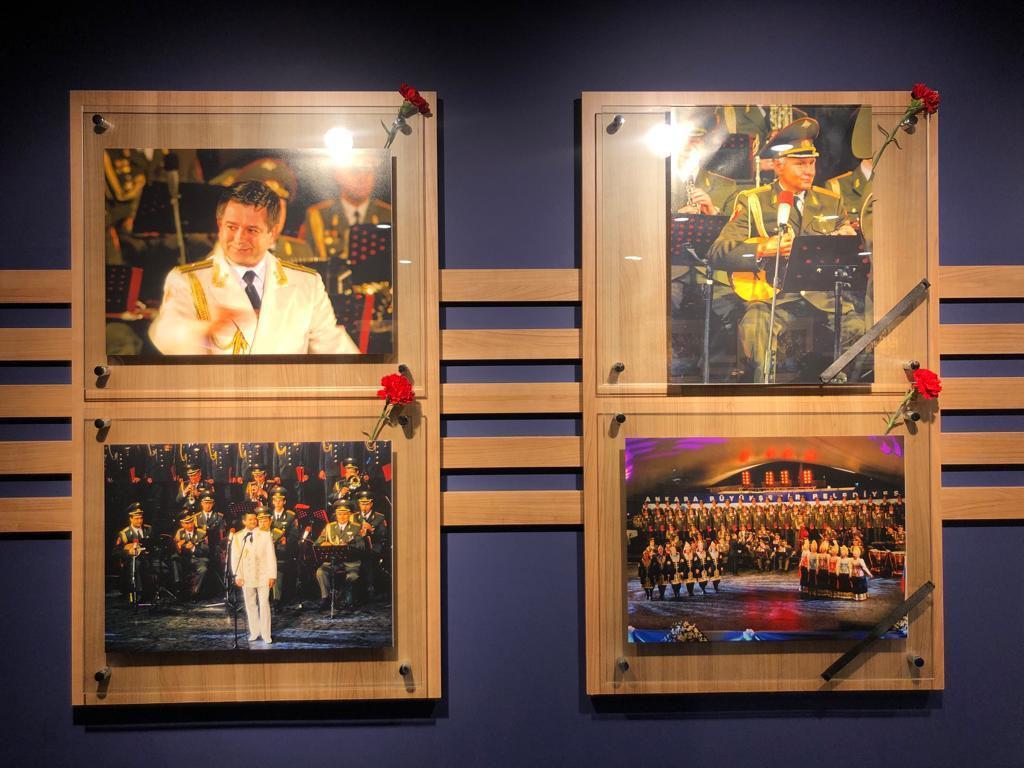Rus Büyükelçi Karlov ve Kızıl Ordu Korosu üyeleri fotoğraf sergisiyle anıldı