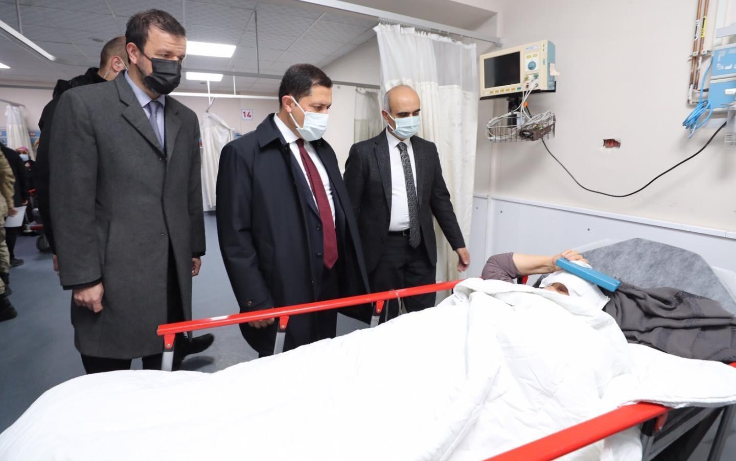 Amasyada yolcu otobüsü devrildi: 2 ölü, 28 yaralı