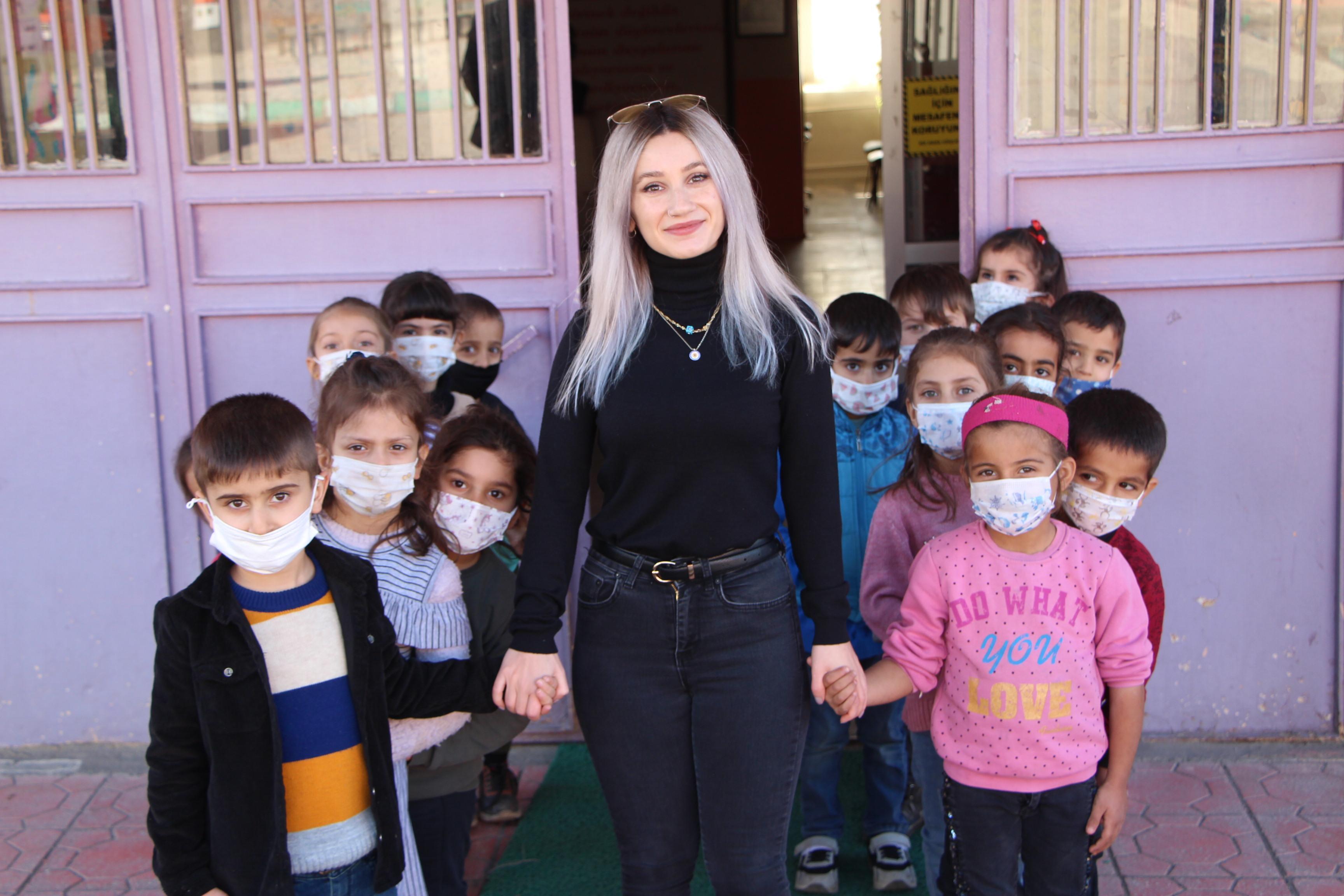 Masalbüs köy okulları için yollara düştü