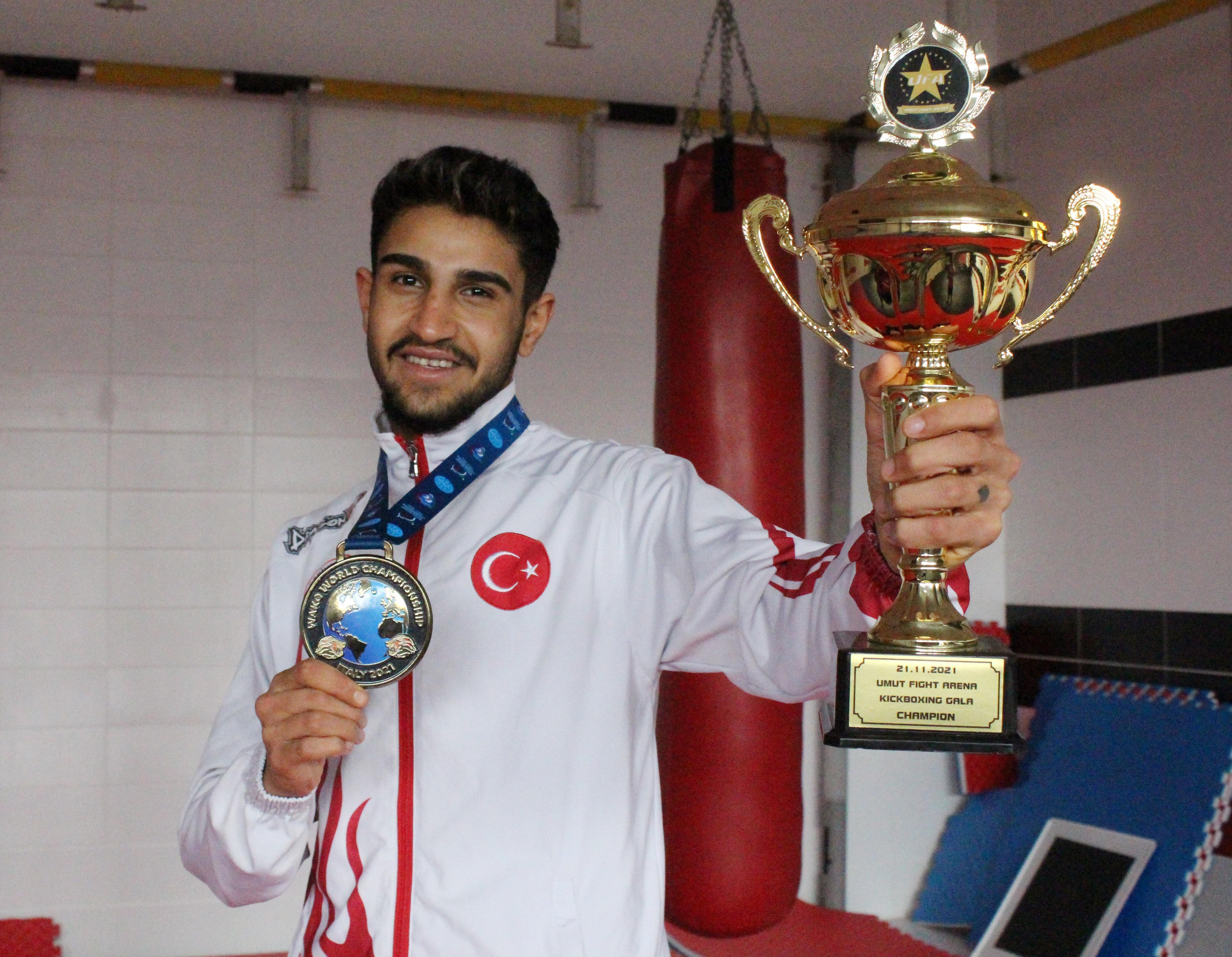Merakla başladığı kick boksta hedefi dünya şampiyonluğu