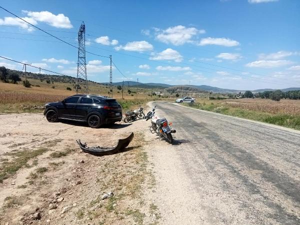 Sandıklı'da kaza: 3 yaralı