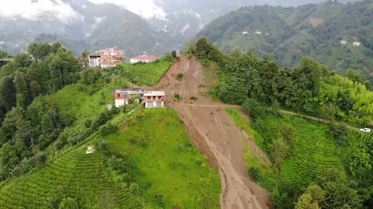 Karadeniz’de depremlerle 'heyelan' tehlikesi