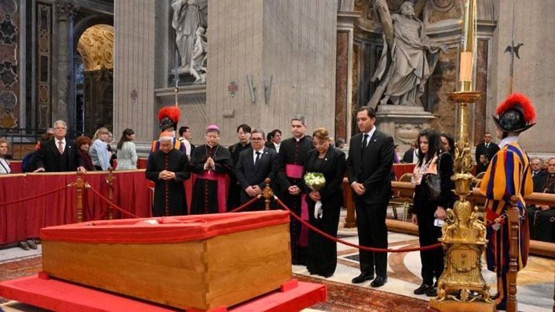 Papa Franciscus için cenaze töreni - Video Haberleri