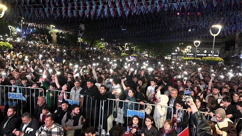 Trabzon halkı Avrupa 2'ncisi gençlerini heyecanla izledi