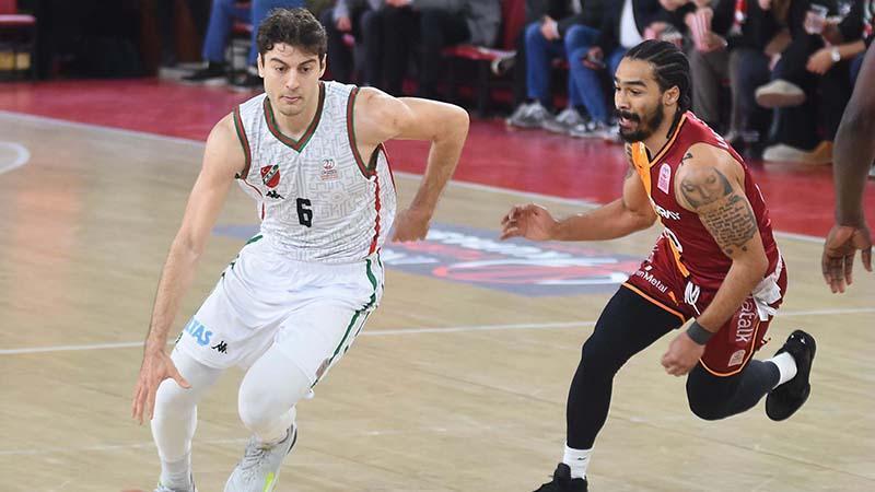 Ufuk Sarıca transferde Karşıyakalı Ozan’ı kaptı