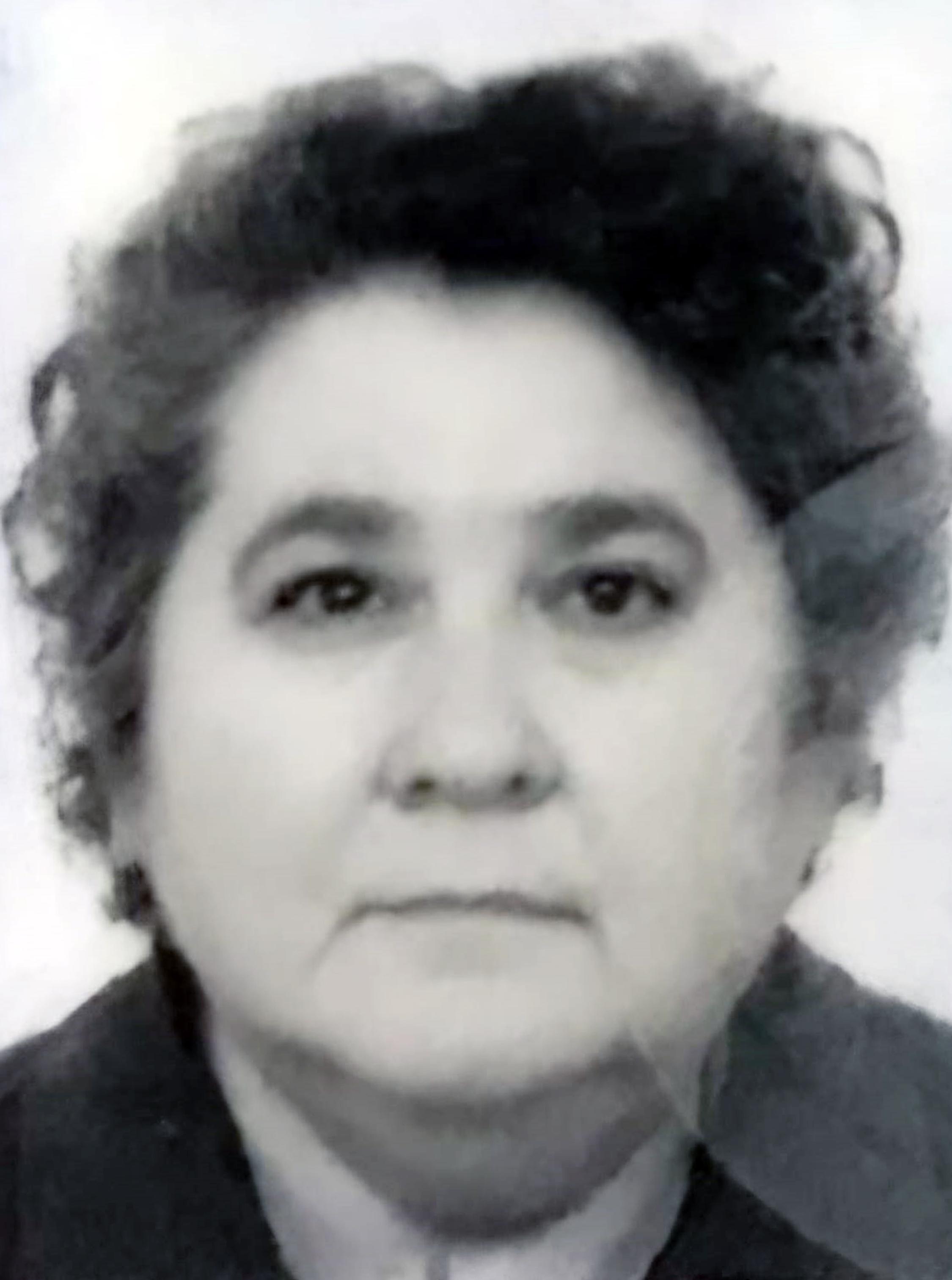 Emekli öğretmen evinde ölü bulundu