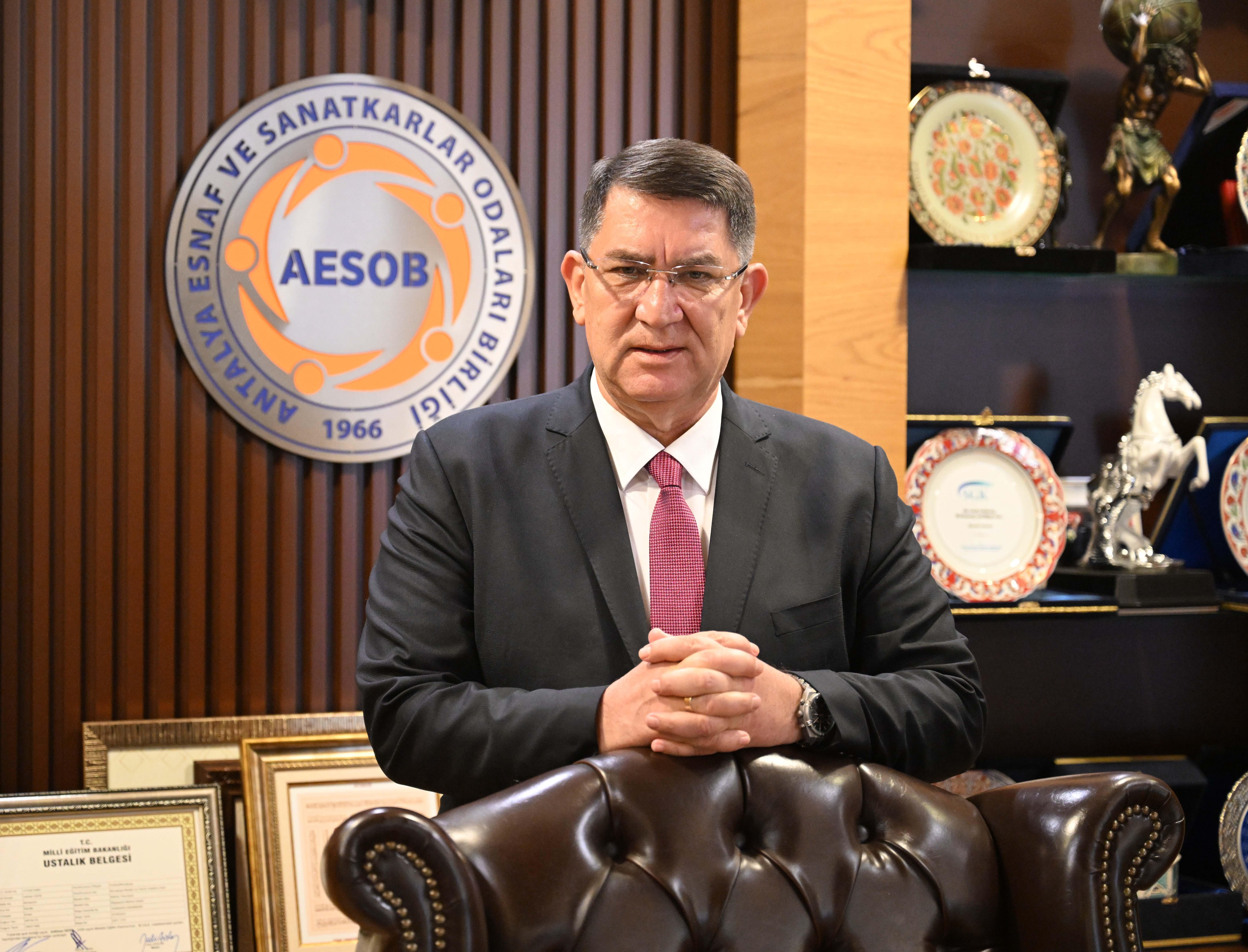 Esnaftan ‘yılbaşı’ çağrısı