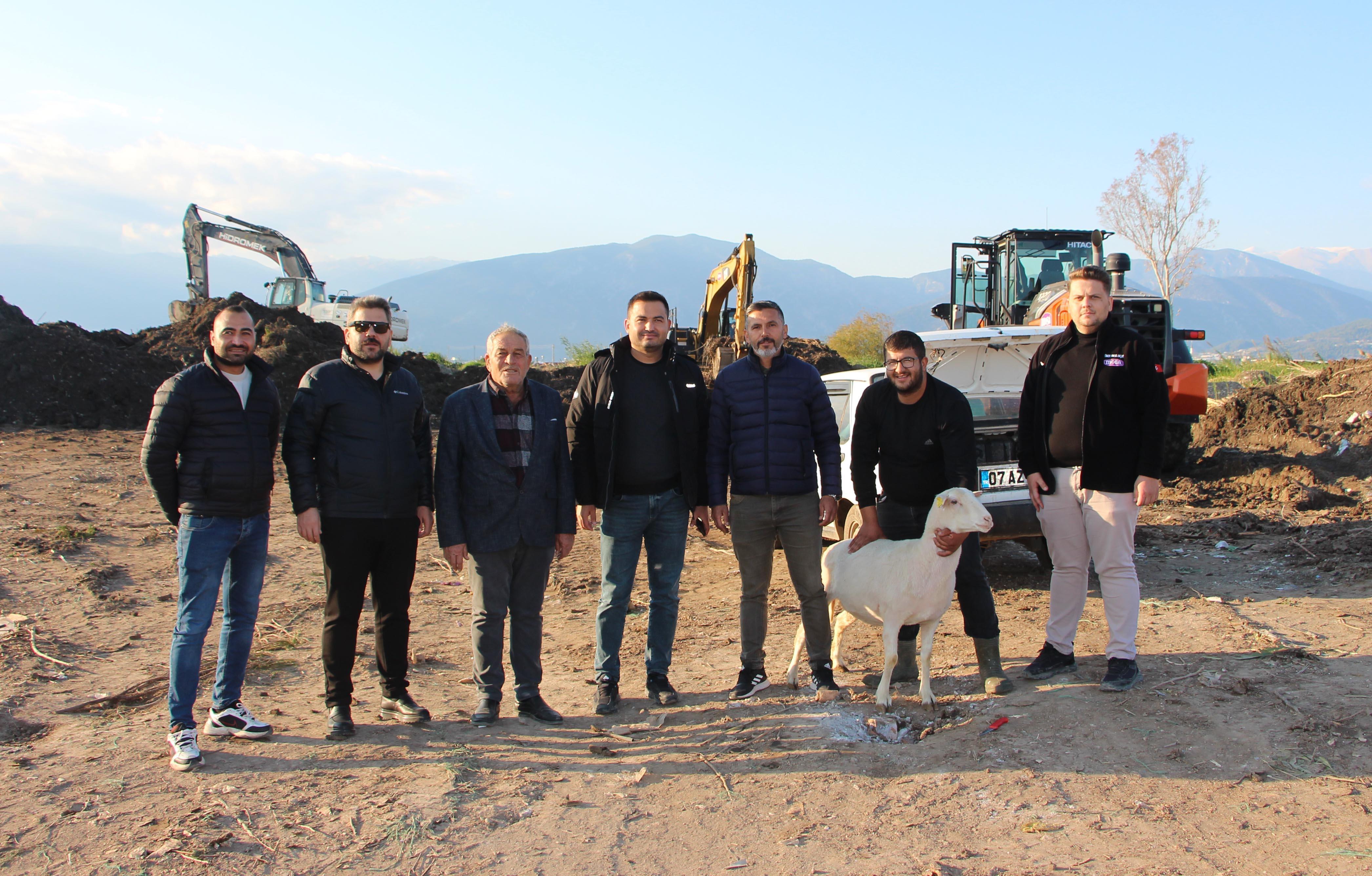 Üleşik Deresi’ni denizle buluşturacak proje başladı Üleşik Deresi’ni denizle buluşturacak proje başladı