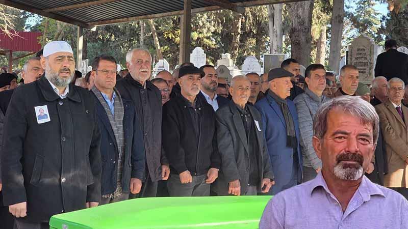 Denizde kaybolduktan 13 gün sonra KKTC’de cesedi bulunan Hataylı balıkçı toprağa verildi Denizde kaybolduktan 13 gün sonra KKTC’de cesedi bulunan Hataylı balıkçı toprağa verildi