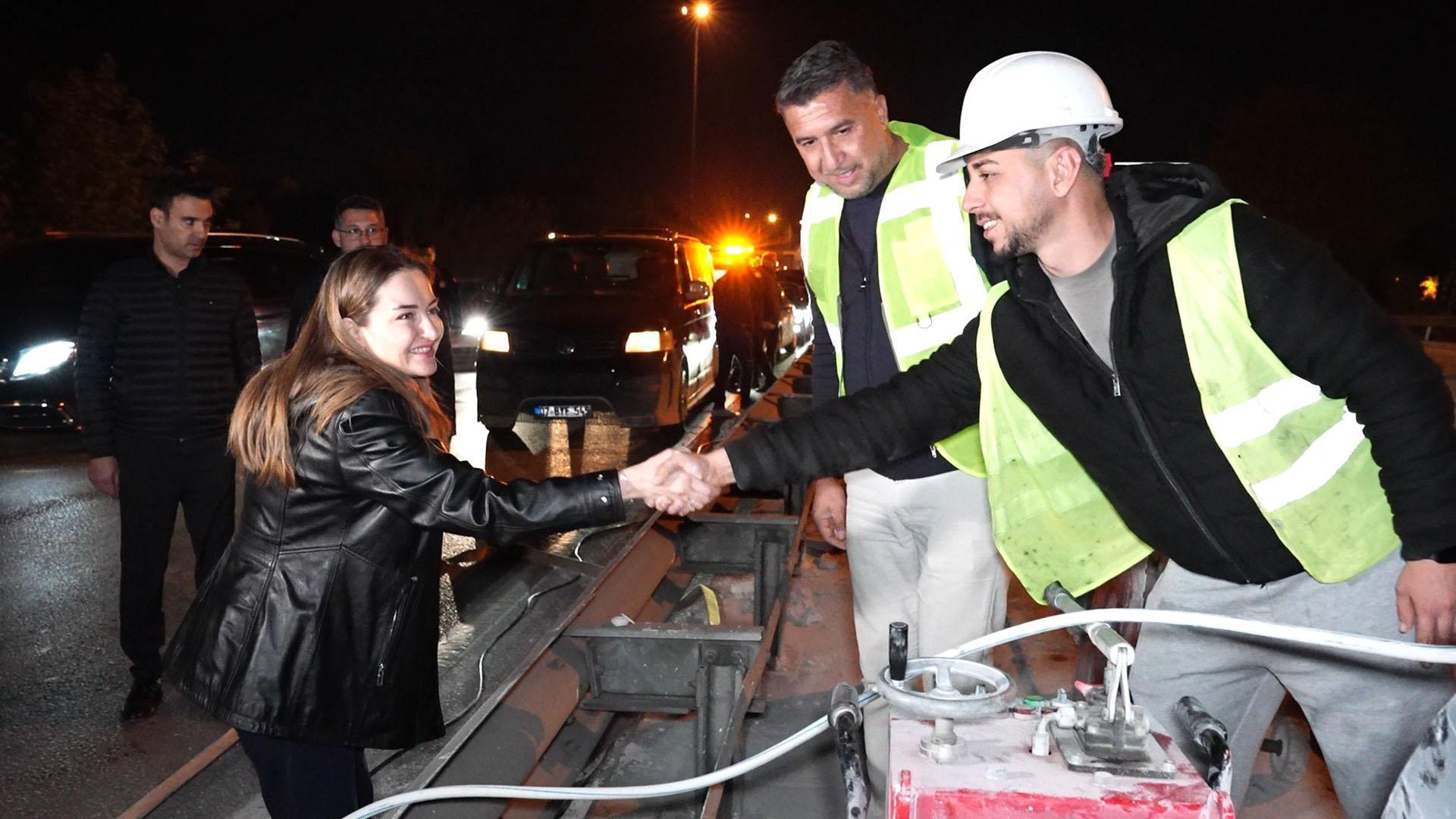 İller Bankası Kavşağı’nda yol çalışması İller Bankası Kavşağı’nda yol çalışması