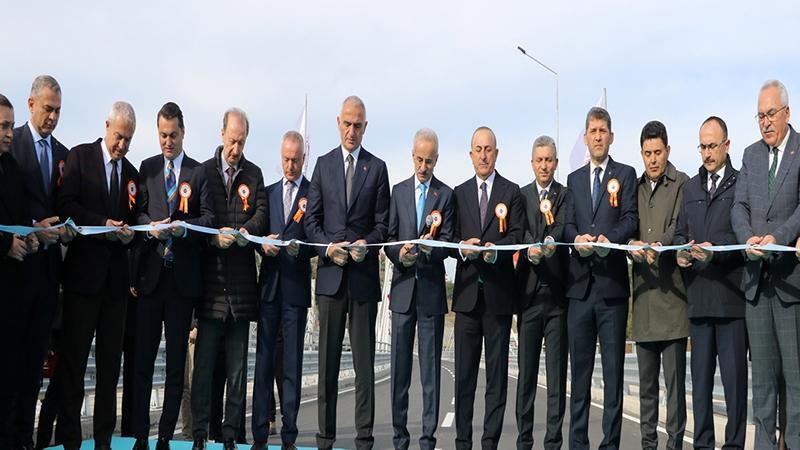 Alanya Doğu Çevre Yolu ve Demirtaş Kavşağı ile yıllık 3 milyar 815 milyon lira tasarruf sağlanacak