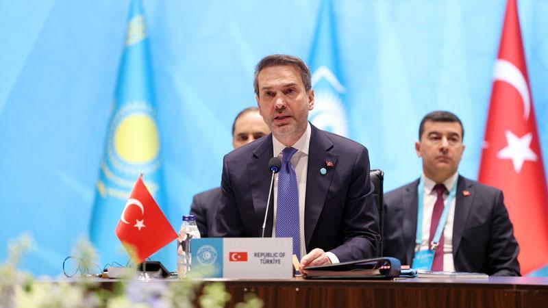 Bakan Bayraktar: Kurulu gücümüzün 3’te 1’i sadece rüzgar ve güneşten