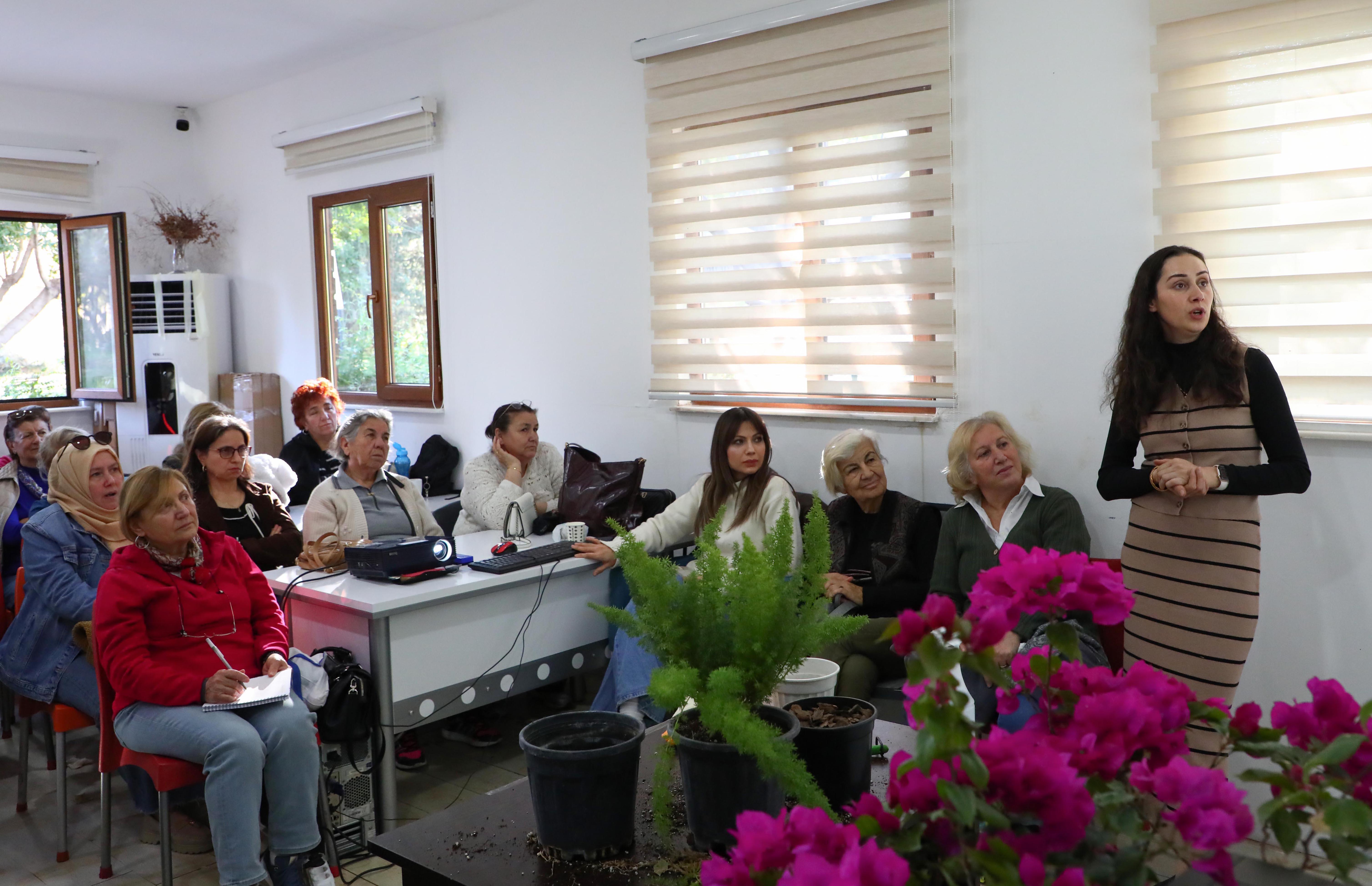 Büyükşehir’den yaş almış bireylere evde çiçek yetiştiriciliği eğitimi