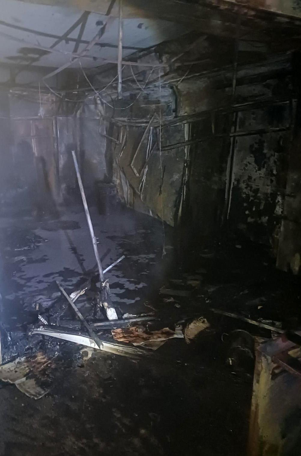 Burdur’da oto yıkamacıda yangın