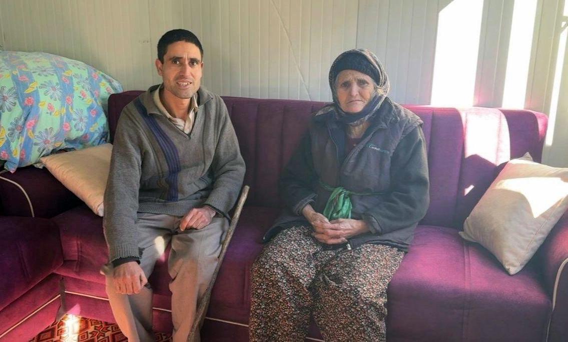 Ayşe teyzeye konteyner ev Ayşe teyzeye konteyner ev