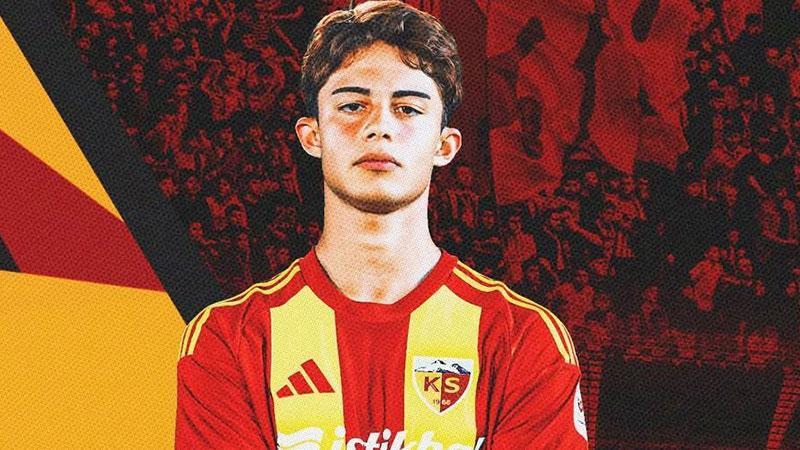 Zecorner Kayserispor’un genç oyuncusu Kayra’ya milli davet