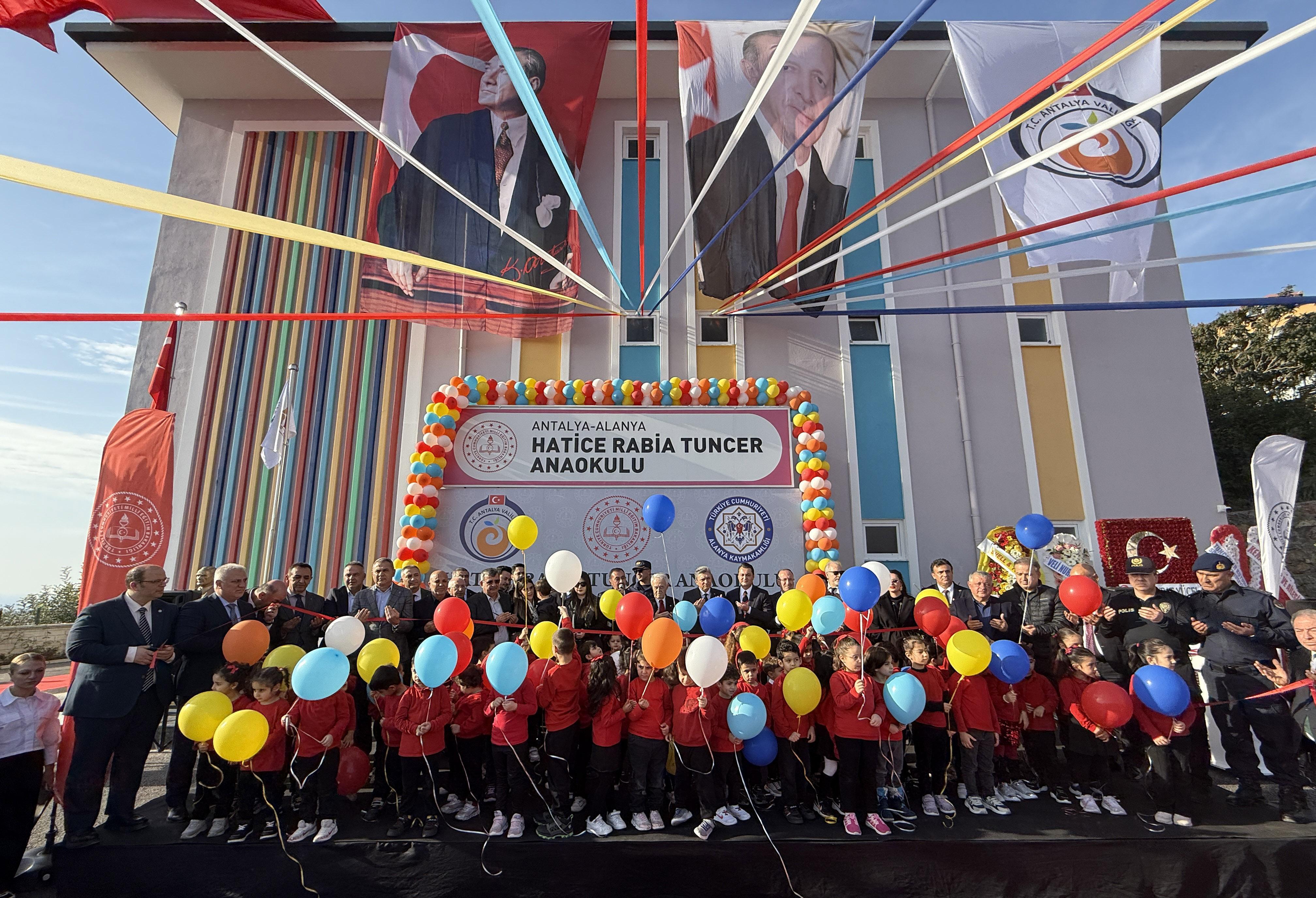 Vali Şahin’den 2 okul açılışı