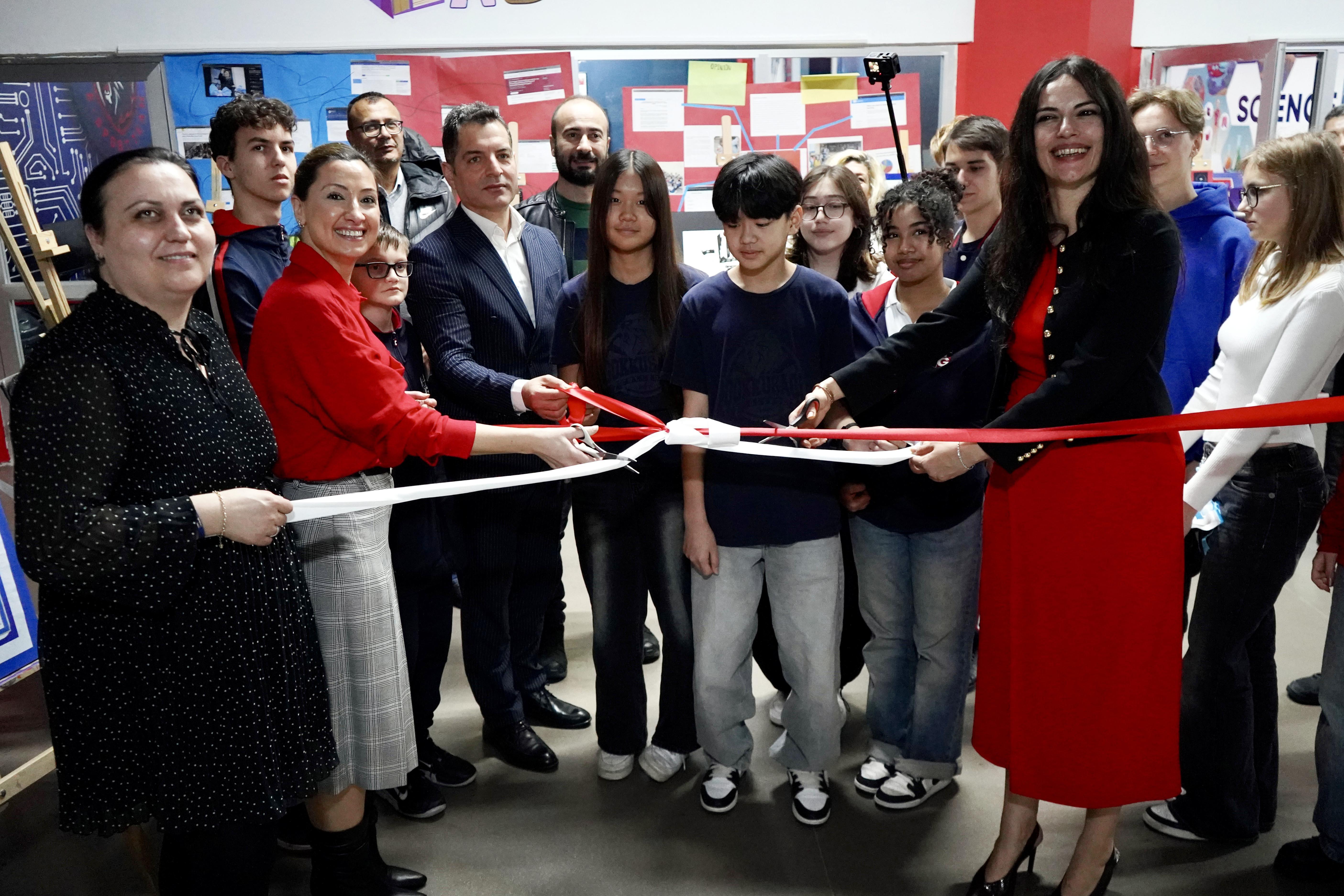 Geleceğin manşetleri öğrencilerden