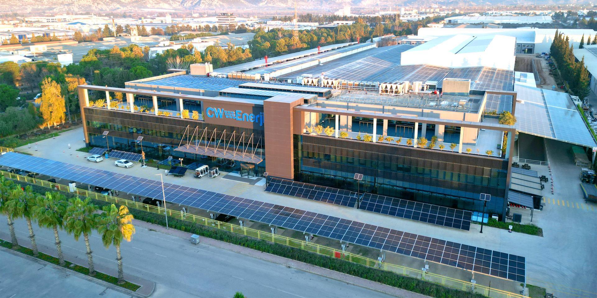 CW Enerji’nin güneş hücrelerine, uzun ömür ve performans sertifikası