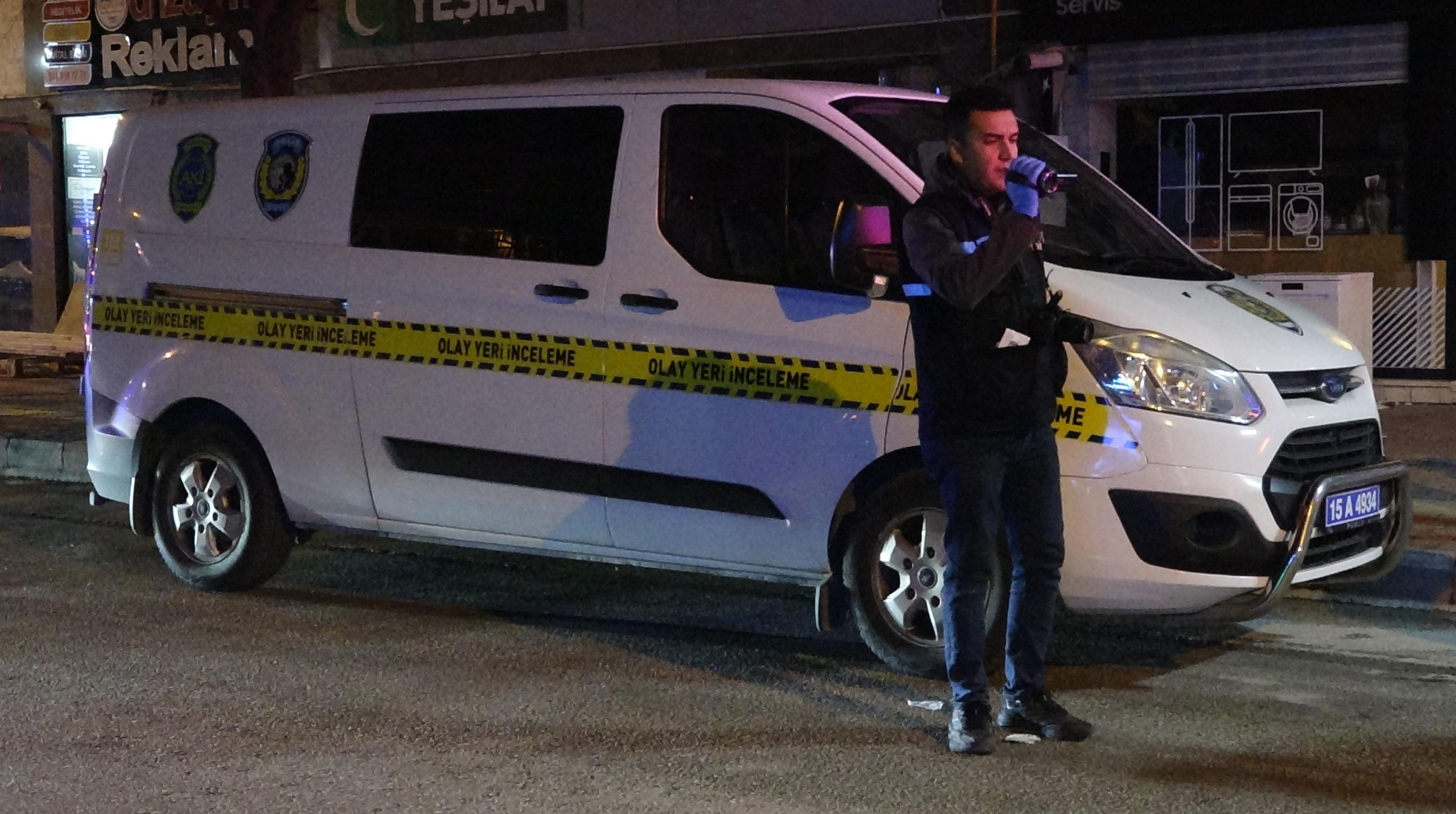 Burdur’da bıçaklı kavga: 2 yaralı