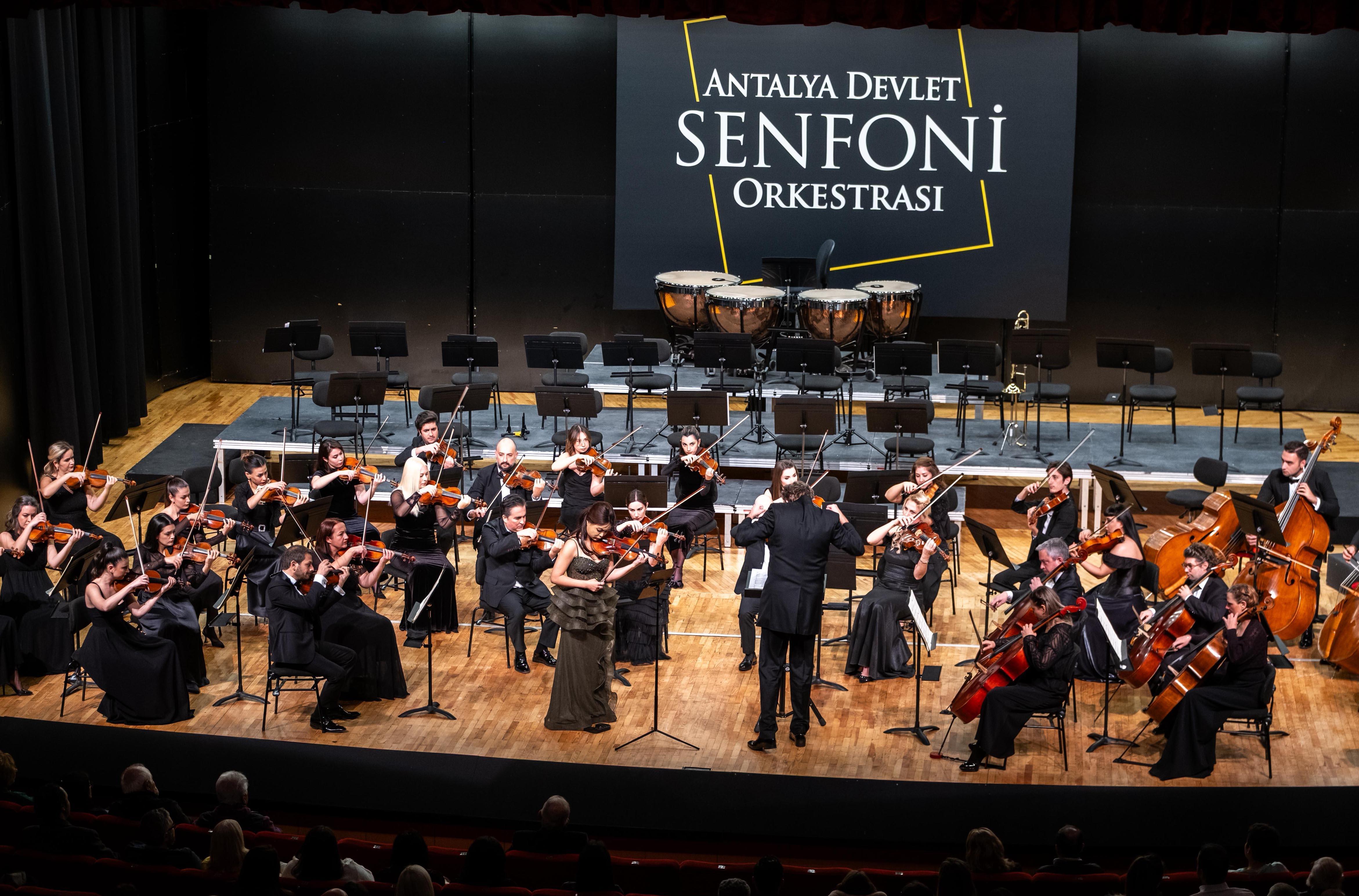 Antalya Devlet Senfoni Orkestrası sanatseverlerle buluştu