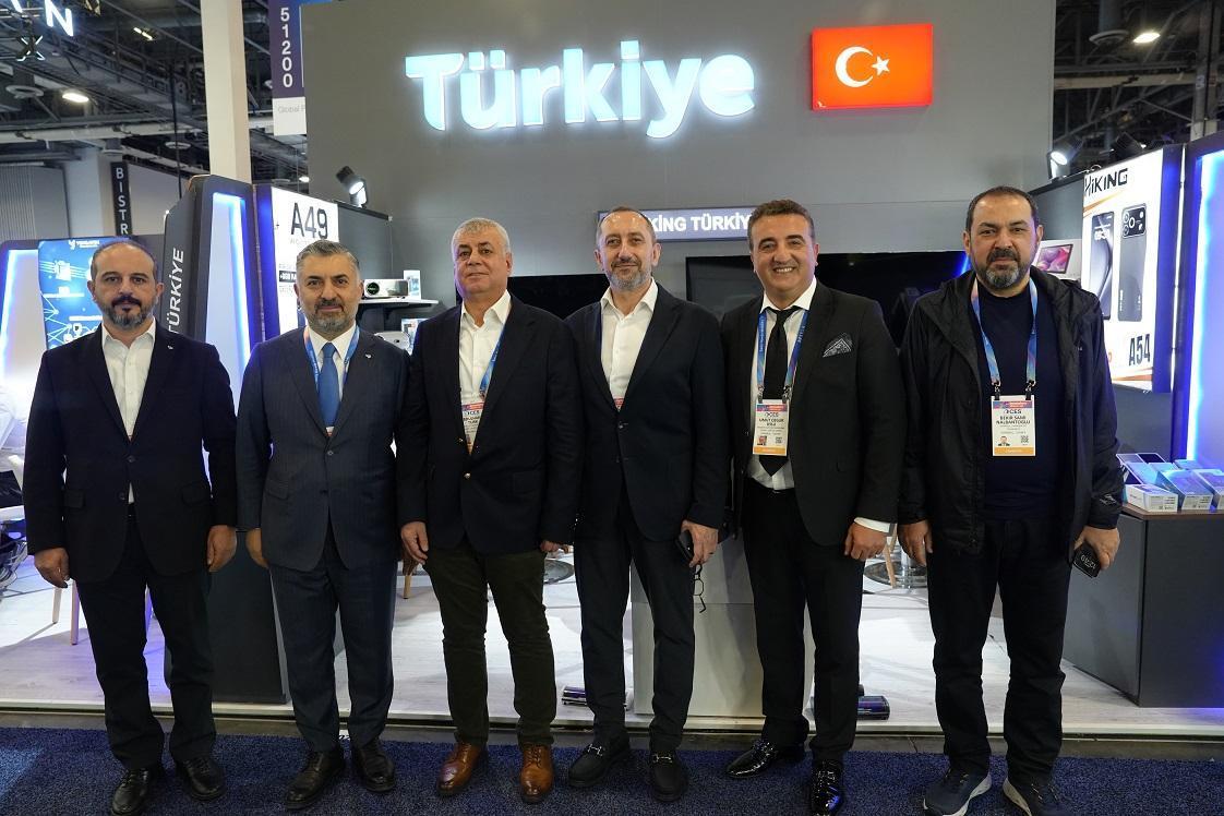 CES 2026’da Hiking Türkiye ile Türk Telekom iş birliği yaptı CES 2026’da Hiking Türkiye ile Türk Telekom iş birliği yaptı