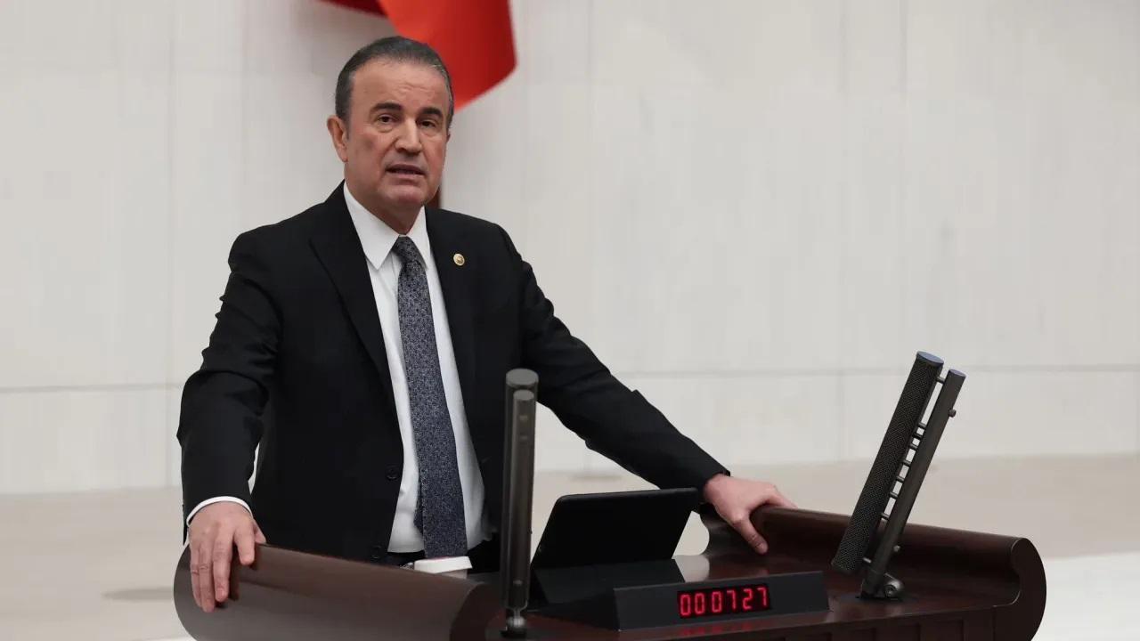 Orman arazilerindeki seraların yıkımı ertelendi Orman arazilerindeki seraların yıkımı ertelendi