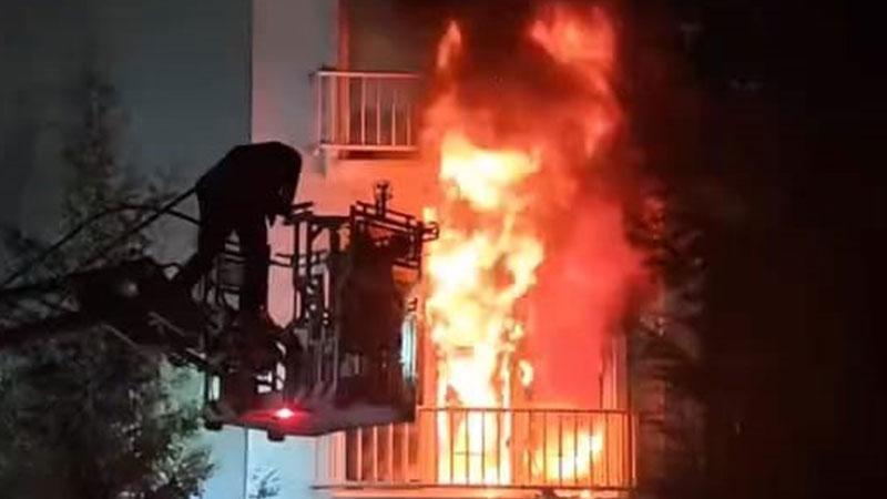 Bursa’da evde yangında 1’i çocuk 3 kişi dumandan etkilendi