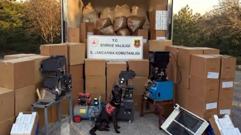 Edirne’de kaçak tütün operasyonu; 4 gözaltı