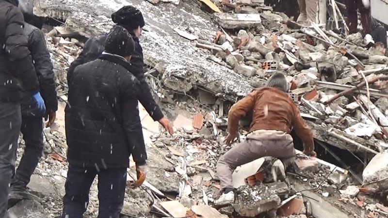 27 kişinin öldüğü Ergün Apartmanı davasında 7 sanığa hapis cezası