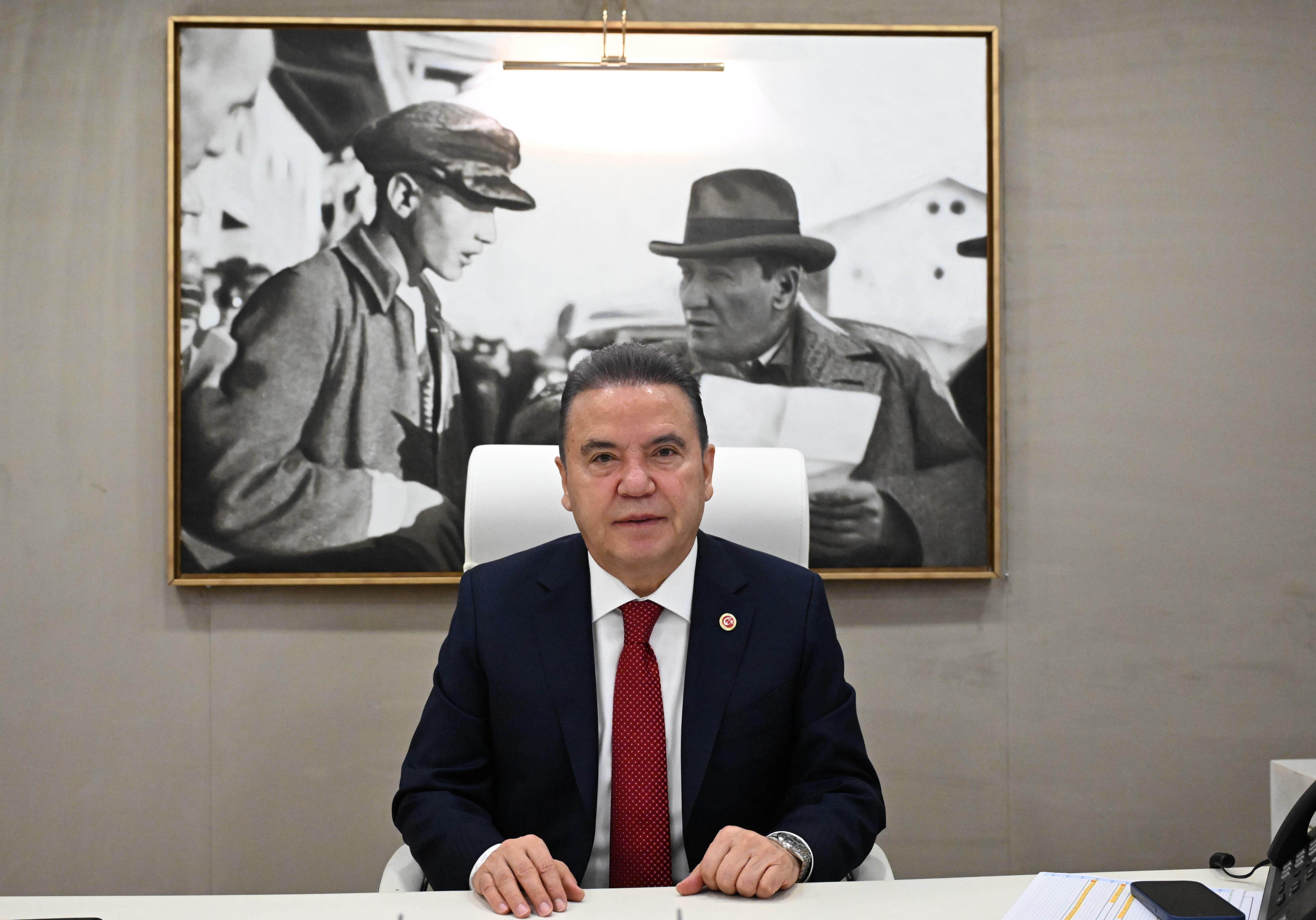 Antalya’da belediyeye yönelik ‘rüşvet’ ve ‘yolsuzluk’ soruşturmasında 702 sayfalık iddianame