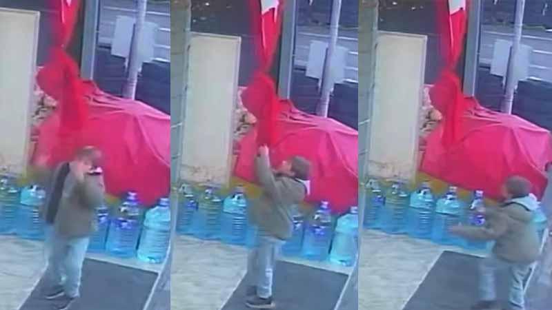 Çocuğun, Türk bayrağı sevgisi