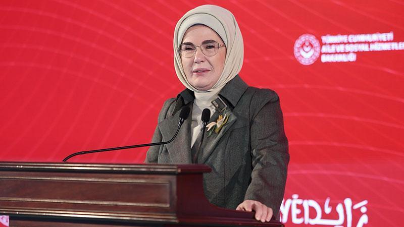 Emine Erdoğan: Şeyh Zayed Çocuk Evleri Sitesi Ek Yaşam Birimleri’nin hayırlı olmasını diliyorum