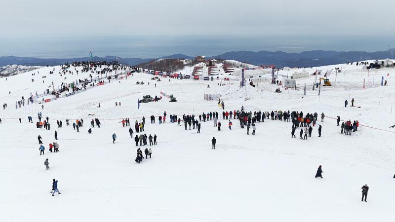 Yaylada Dünya Kar Motosikleti Şampiyonası heyecanı
