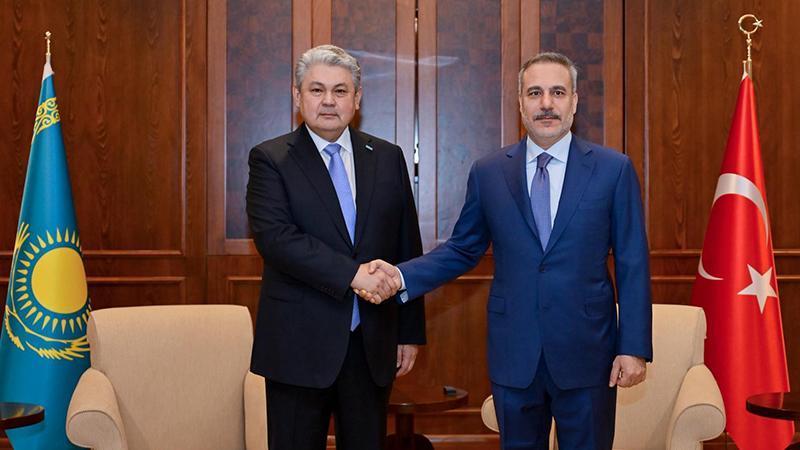Bakan Fidan, Kazak mevkidaşı Koşerbayev ile bir araya geldi