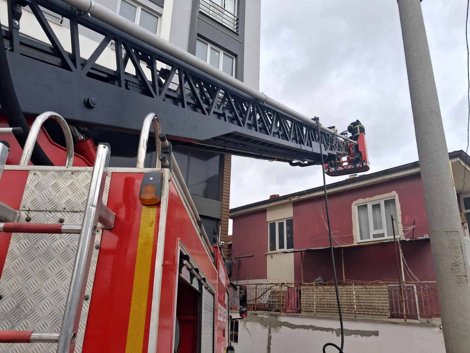 Baca yangını büyümeden söndürüldü