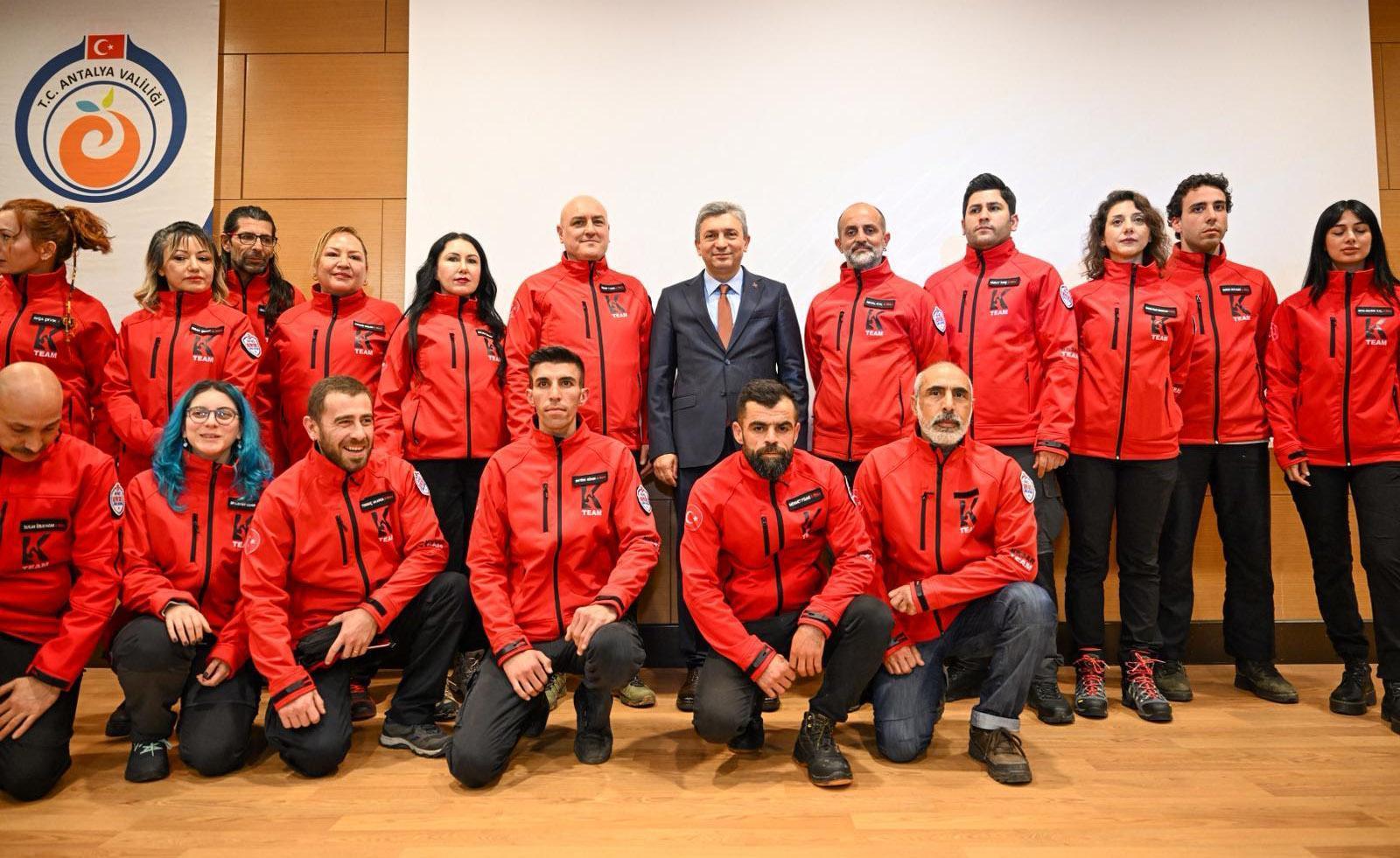 Antalya’da 6 Şubat depremleri anması