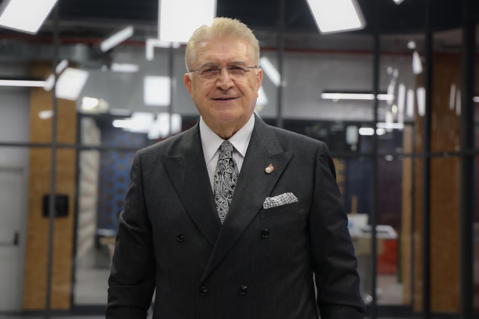 ‘Sigara içeni değil, toplumu da zehirliyor’