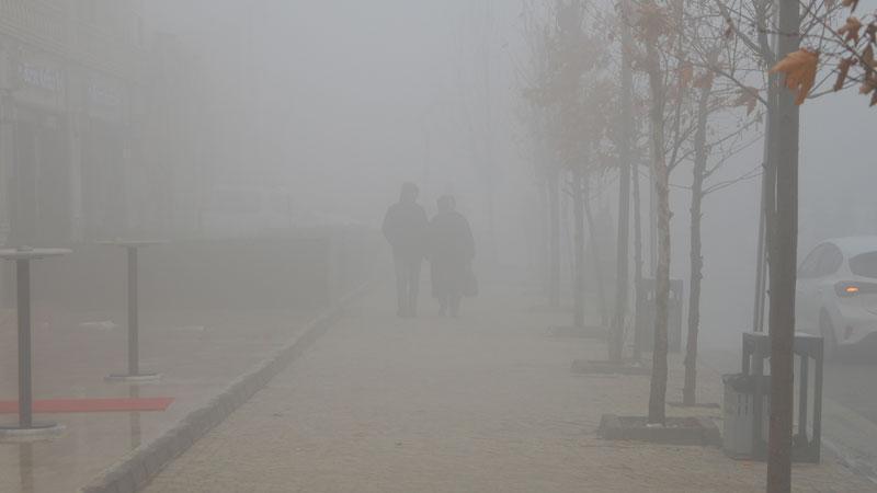 Mardin’de yoğun sis; görüş mesafesi 10 metreye düştü