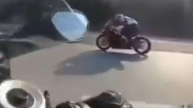 Hatay’da motosikletiyle 324 kilometre hız yapan sürücüye işlem yapıldı