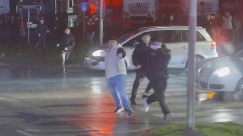 Trabzonspor’un takım otobüsüne saldırı anları kamerada