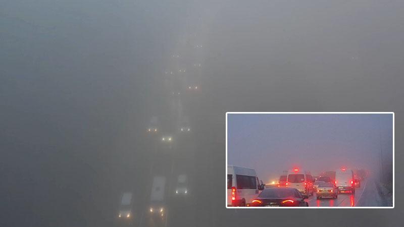 İstanbul’da yağmur ve sis etkili oldu; trafik yoğunluğu oluştu